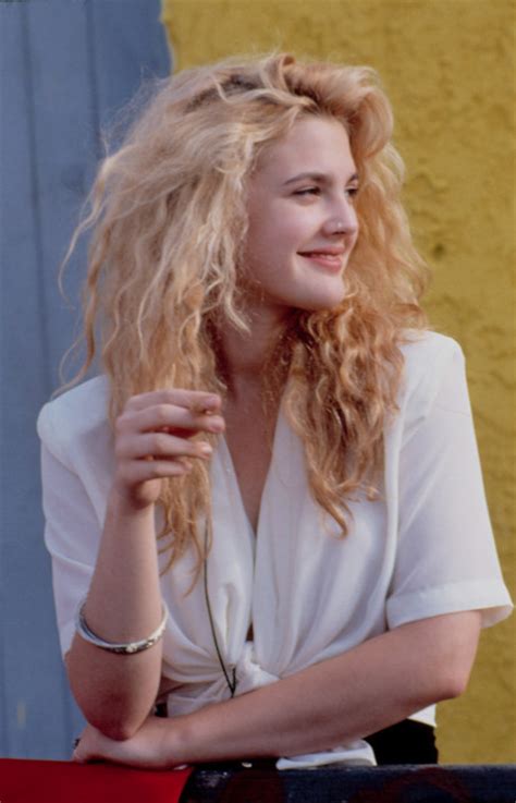 Actress Beautiful Blonde Hair Curly Hair Drew