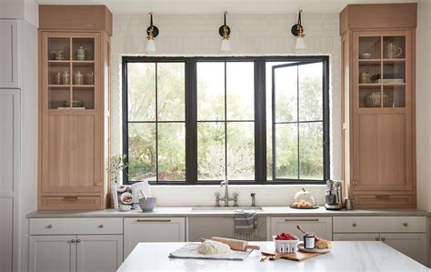 choose  double hung casement windows