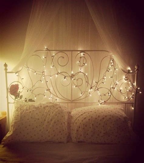 10 Ways To Use Fairy Lights In Your Bedroom Decor ~