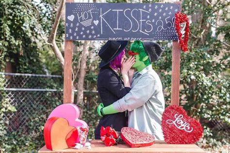 We Celebrate Valentines Day With Some Of The Sweetest Cosplay Couples