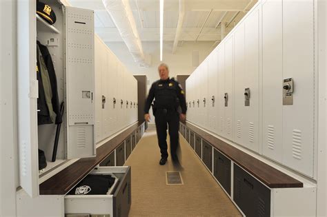 employee lockers   workplace bradford systems