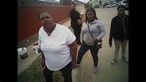 charges dropped against mom daughter in viral arrest video