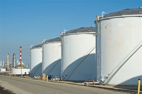 Oil Refinery Tanks Smartec