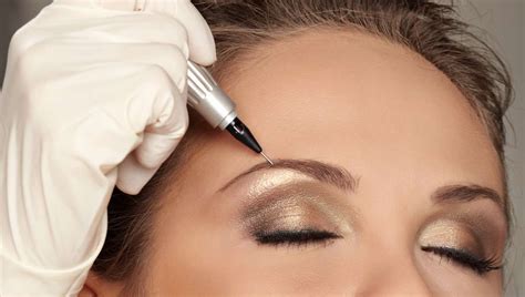 permanent makeup apply    fuhgetaboutitfor  rest   life