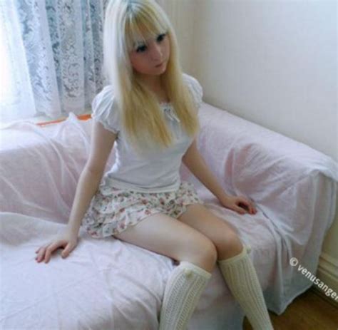 teen girl obsessed with looking like a doll