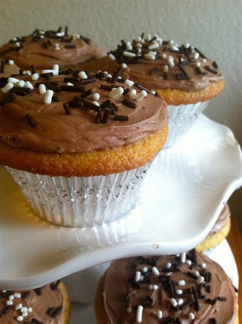 Vanilla Cupcakes With Nutella Buttercream Frosting