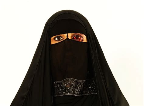 A Muslim Woman’s Veil Impressions