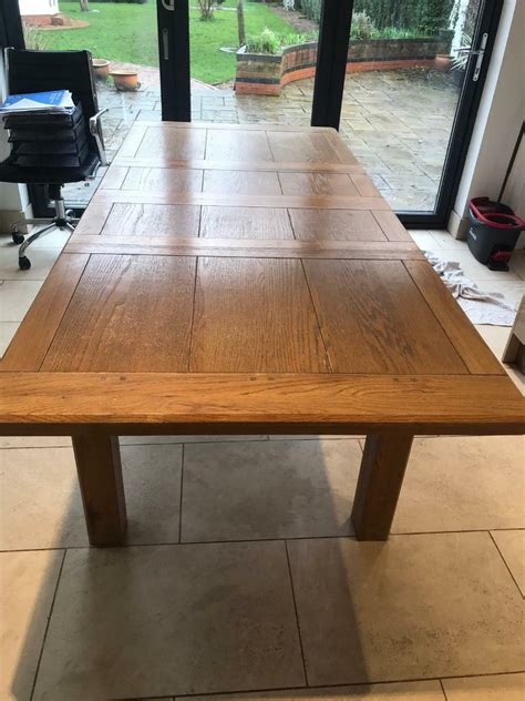 solid oak extendable dining table   seater  carlton
