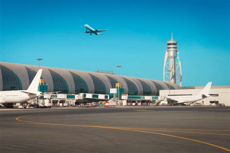 dubai approves   airport fee travel weekly