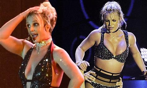 Britney Spears Forgets Where She S Performing During Brighton Pride
