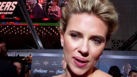 Scarlett Johansson At The Avengers Premiere Youtube
