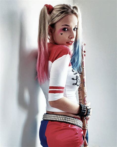 suicide squad harley quinn cosplay by veronica bochi nerdimports nerd stuff from a nerd