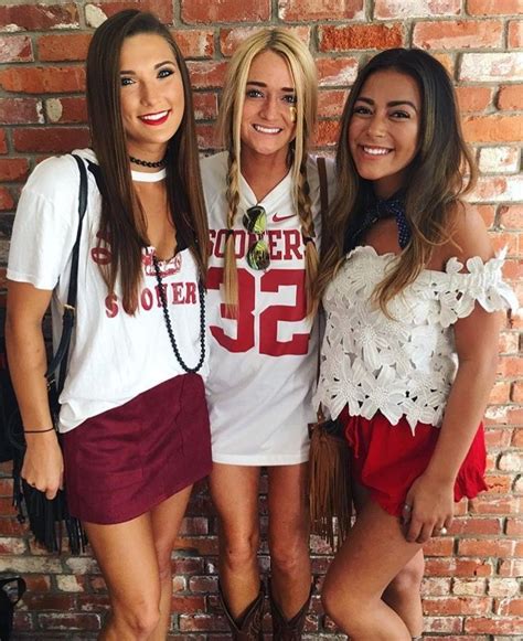 22 Game Day Outfits All College Girls Need To Copy By Sophia Lee