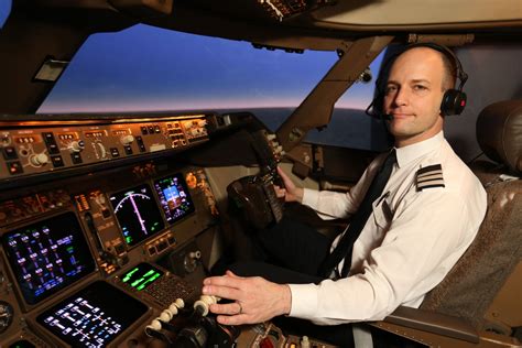 questions youve  wanted    airline pilot gq