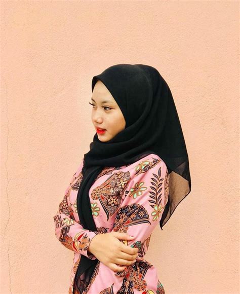 pin by awek center on awek comel in 2020 beautiful hijab