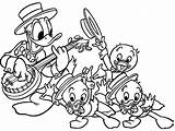 Coloring Donald Music Pages Duck Printable Playing Children Nephews Kindergarten Disney Adults Musical Plays Dancing Guitar While His Kids Print sketch template