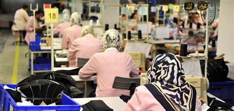 New Report Shows 650 000 Syrian Refugees In Turkish Factories Labour
