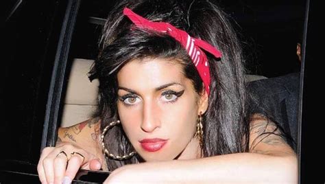 Amy Winehouse El Sorprendente Antes Y Después De La Intérprete De