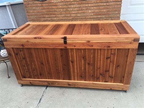 oversized cedar deck box wooden chest cedar deck woodworking projects