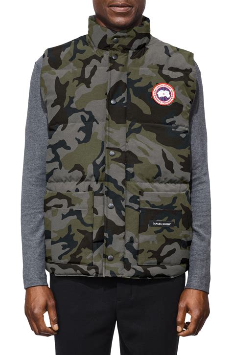 Canada Goose Freestyle Slim Fit Camouflage Down Puffer