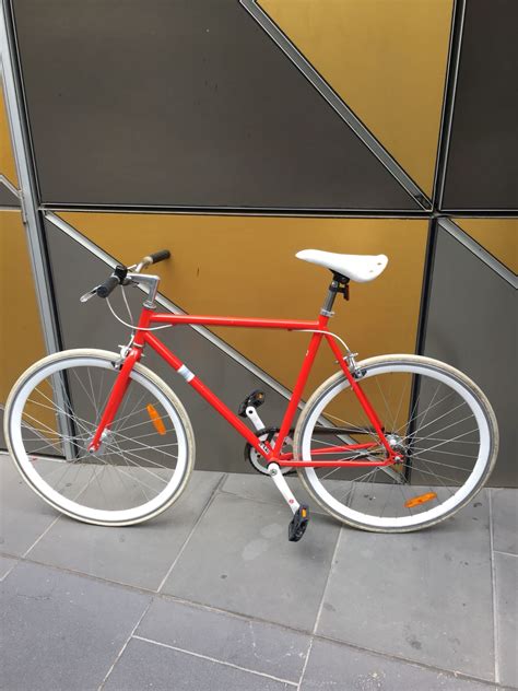 finding  red white bike rmelbourne