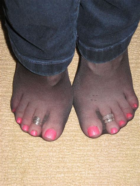 pin on toes in nylon