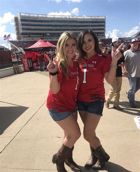 Pin By Nikki On Ŧexas Ŧech Tailgate Outfit Outfits Gameday