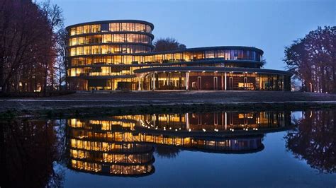 hoofdkantoor triodos  beste houten gebouw van nederland stedebouw architectuur