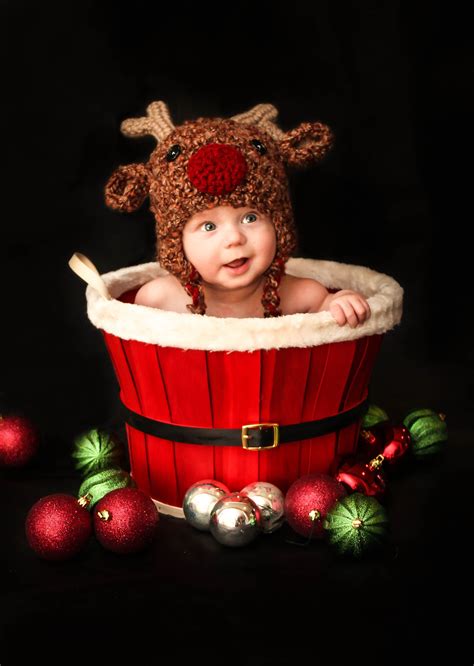 cute christmas baby babies  christmas newborn pictures kids
