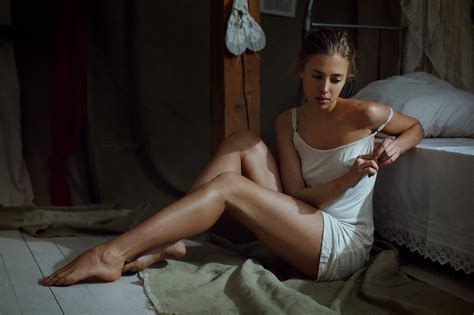 wallpaper legs on the floor barefoot women dmitry borisov model 1400x933