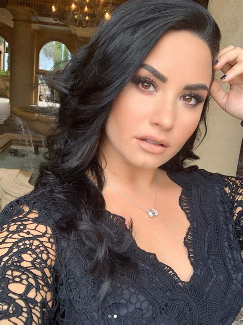 El Camino A La Recuperación La Vida De Demi Lovato A Un Año De Su