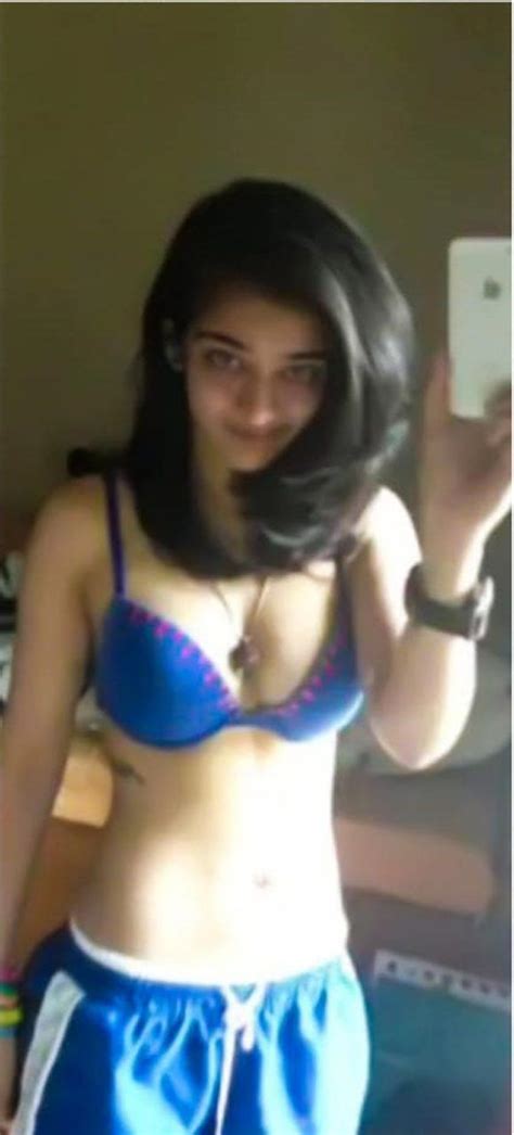 Akshara Haasan Leaked Photos Are Online Scandal Planet