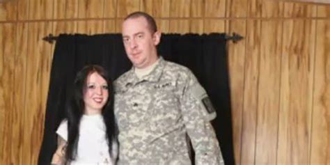 dwarf stripper kat hoffman finds love with army sergeant huffpost