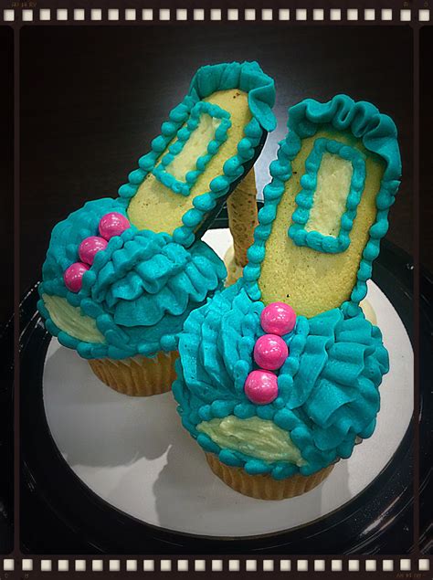 pin by cake decorator on cupcake shoes shoe cupcakes cake desserts