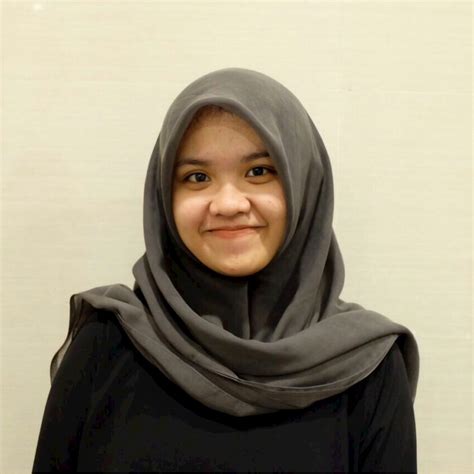 Putri Amalia Ramadhani Procurement Pt Hutama Karya Persero