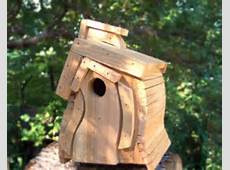 Cedar Bird House, Wooden Wren House, Natural Finish, Outdoor Birdhouse