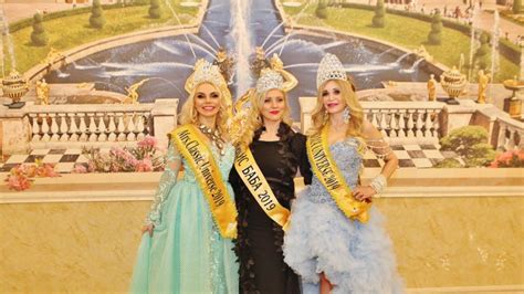 the pageant crown ranking grandma universe 2019 and mrs classic