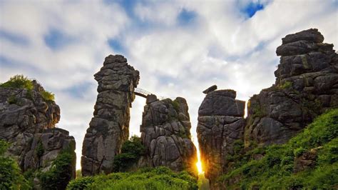 ausflugsziel spektakulaere landschaften rund um die externsteine