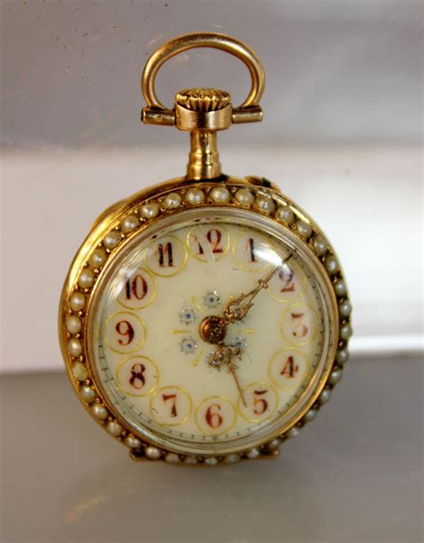 lot  antique kt gold ladies pocket  pocket  watches