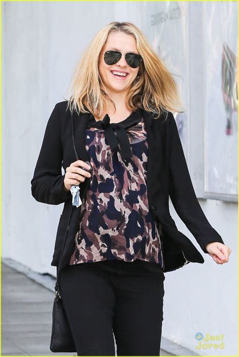 teresa palmer cuts hair before doctor s appointment