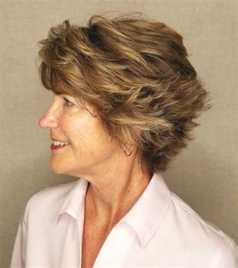 90 Gorgeous Short Hairstyles For Women Over 50 To Try In 2024
