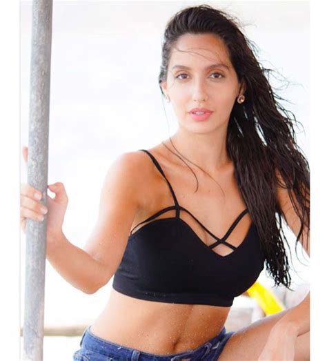 Nora Fatehi S Hot Photos On Instagram Hot Bollywood