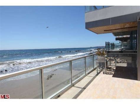 idyllic ‘sex and the city beach house for rent zillow blog