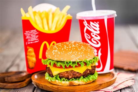 mcdonalds cautiously tests fresh beef   locations eater