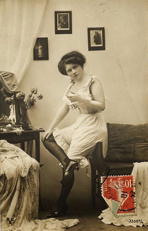 15 Beautiful And Sexy Vintage Woman Cabinet Cards ~ Vintage Everyday