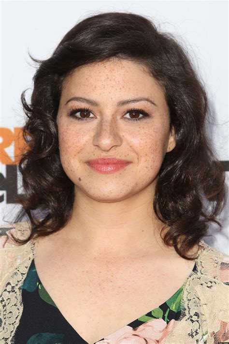 alia shawkat talks arrested development season 4 maeby takes advantage of george michael