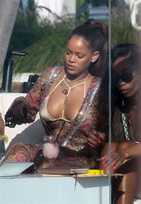 rihanna sexy 24 photos thefappening