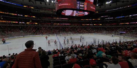 section   united center chicago blackhawks rateyourseatscom