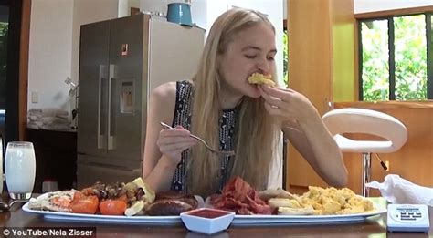 New Zealand Model Nela Zisser Eats A 10 000 Calorie Breakfast In