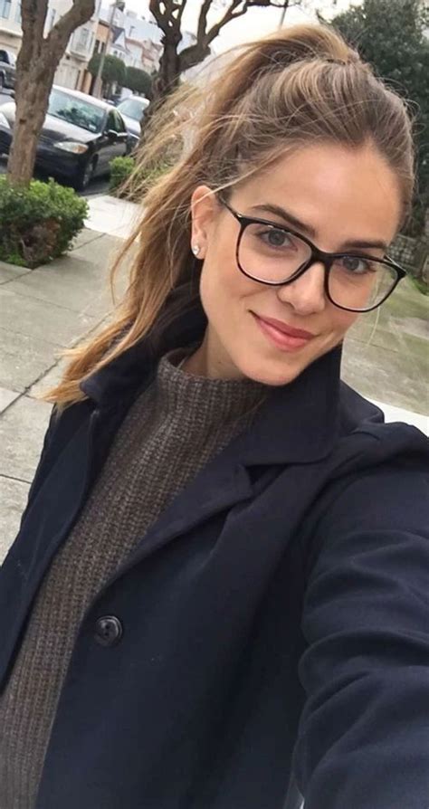 Best Hairstyles For Female Glasses Wearers In 2020